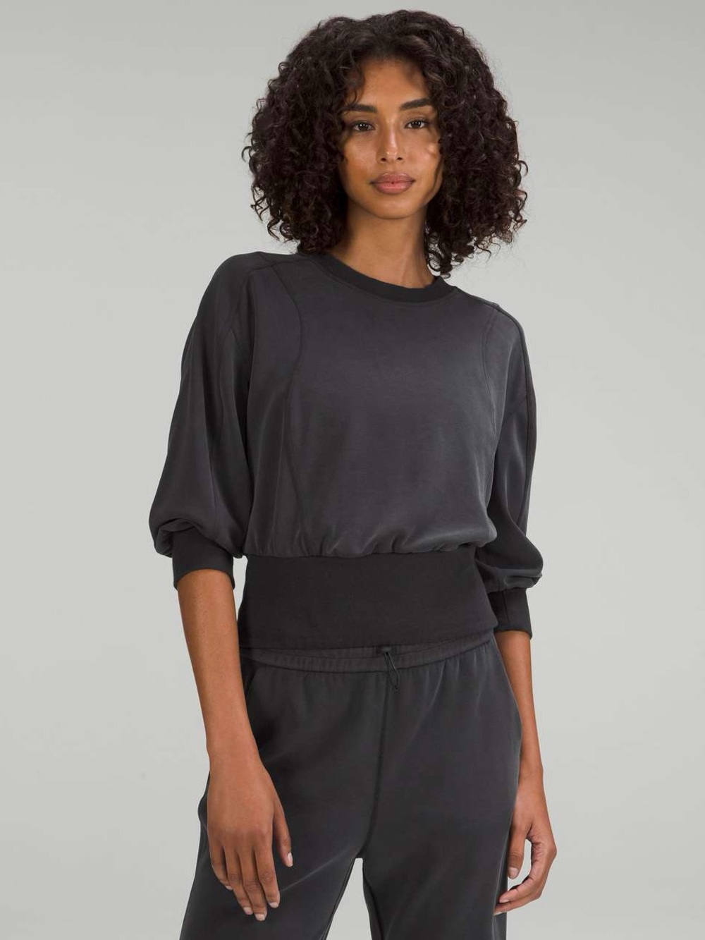 Lululemon Softstreme Ribbed-Hem Pullover in Black sz 4 *flawed*
